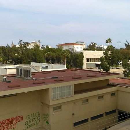 Modern City Center Apt Larnaca Extérieur photo